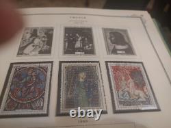 Collection de boutiques élégantes de France dans l'album Scott 1972 Valeur Plus/ meilleurs TOPS
