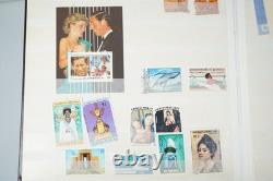 Collection de colonies britanniques de plus de 550 timbres neufs et oblitérés dans un stockbook Uni-Safe