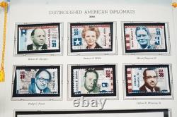 Collection de timbres US 2006-2009 en excellent état de plus de 325 timbres rangés dans un album sur pages. Valeur faciale : 350 $+.
