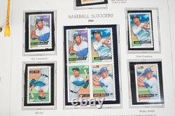 Collection de timbres US 2006-2009 en excellent état de plus de 325 timbres rangés dans un album sur pages. Valeur faciale : 350 $+.