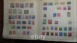 Collection de timbres WW Stampsweis dans Scott International est d'environ 4 200 timbres