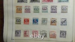 Collection de timbres WW Stampsweis dans Scott International est d'environ 4 200 timbres
