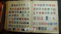 Collection de timbres WW de Stampsweis à LAODED Scott Intl est 12000 timbres de A à Z