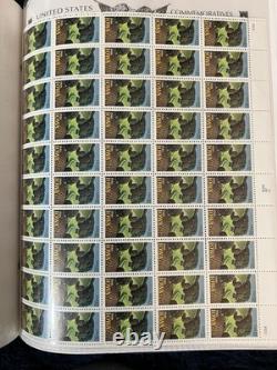 Collection de timbres américains 1991-1997 dans un album