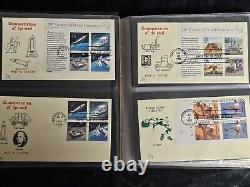Collection de timbres américains Lot de 40 couvertures peintes à la main signées par Faith dans un album