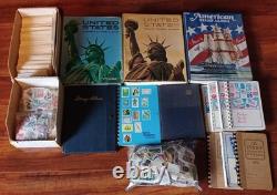 Collection de timbres américains vintage grande, bien entretenue et stockée. Lire la description.