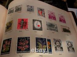 Collection de timbres autrichiens vintage des années 1800. Découvrez quelques-uns des éléments que vous recevrez.