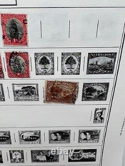 Collection de timbres d'AFRIQUE DU SUD montée sur page avec charnières / 8 timbres charnières utilisés
