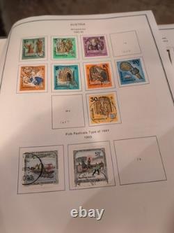 Collection de timbres d’Autriche des années 1900. Regardez seulement une partie de ce qui est inclus. Beaucoup