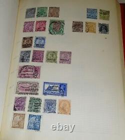 Collection de timbres dans un album (provenant d'une vente de succession) du monde entier, environ 2500 timbres