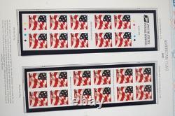 Collection de timbres de 2002-2005 des États-Unis comprenant 47 feuillets en livre dans un album White Ace. Valeur faciale : 250 $ +