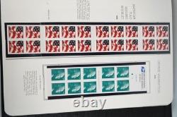 Collection de timbres de 2002-2005 des États-Unis comprenant 47 feuillets en livre dans un album White Ace. Valeur faciale : 250 $ +