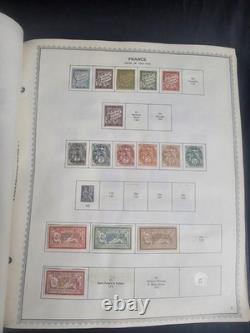 Collection de timbres de France 1862-1978 dans un album Scott, plus de 12 000 $