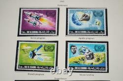 Collection de timbres de Ras Al Khaimah et Saint-Vincent JFK de plus de 110 timbres et 70 feuilles dans un album