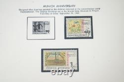 Collection de timbres de Tchécoslovaquie 1968-1974, plus de 350 timbres stockés dans un album rouge