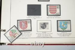 Collection de timbres de Tchécoslovaquie 1968-1974, plus de 350 timbres stockés dans un album rouge