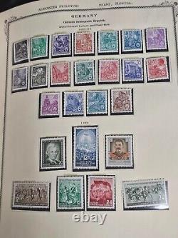 Collection de timbres de la RDA d'Allemagne dans l'album Scott