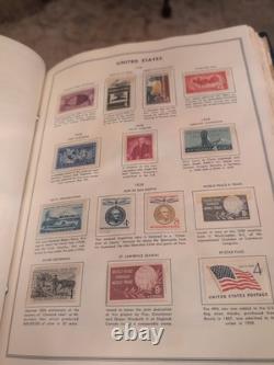 Collection de timbres des États-Unis à partir de 1936 dans un énorme album HE Harris. COLOSSAL