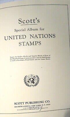 Collection de timbres des Nations Unies 1951-1995 montée avec Showgard