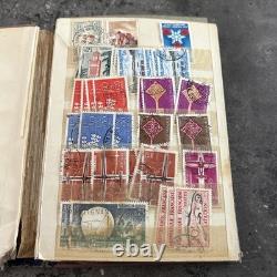 Collection de timbres des colonies françaises neufs et oblitérés, conservée dans un album