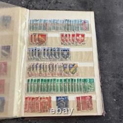 Collection de timbres des colonies françaises neufs et oblitérés, conservée dans un album