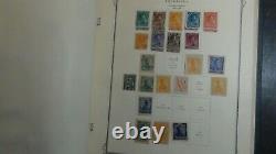 Collection de timbres du Venezuela dans un album spécialisé Scott compte environ 1122 timbres.