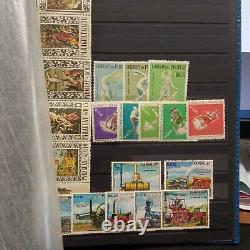 Collection de timbres du monde MNH, lot d'accumulation dans un classeur de 48 pages