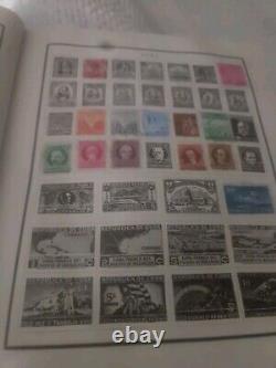 Collection de timbres du monde dans un album moderne Scott parfait de 1944. EXCITANT