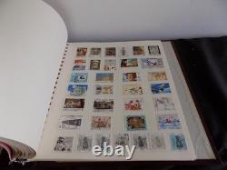 Collection de timbres du monde en 4 albums, du début à la modernité