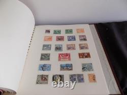 Collection de timbres du monde en 4 albums, du début à la modernité