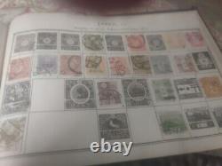 Collection de timbres du monde entier dans deux albums vintage de 1935 et 1928. WOW