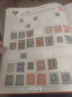 Collection de timbres du monde entier dans un album Minkus de 1952. Offre de grande valeur boutique.