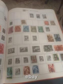 Collection de timbres du monde entier dans un album Minkus de 1952. Offre de grande valeur boutique.