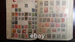 Collection de timbres du monde entier de Cam to G B dans l'album Harris est de 9500 timbres.