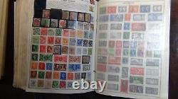 Collection de timbres du monde entier de Cam to G B dans l'album Harris est de 9500 timbres.