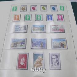 Collection de timbres français de 1989 à 1997, Nouvelle et complète, dans un album.