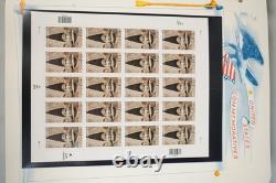 Collection de timbres neufs de 350+ de 2002 à 2004 aux États-Unis, stockée dans un album White Ace, valeur faciale 400+.