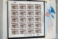 Collection de timbres neufs de 350+ de 2002 à 2004 aux États-Unis, stockée dans un album White Ace, valeur faciale 400+.