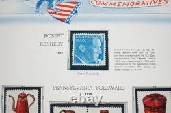 Collection de timbres neufs de 725+ et 4 feuillets des États-Unis 1979-1988 dans un album White Ace