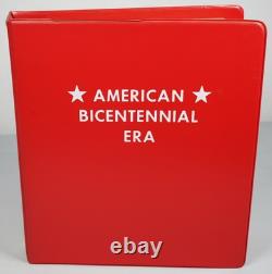 Collection de timbres neufs de plus de 400 pièces de l'ère du bicentenaire américain 1976, stockée dans un album