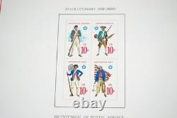 Collection de timbres neufs de plus de 400 pièces de l'ère du bicentenaire américain 1976, stockée dans un album