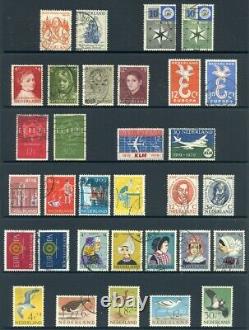 Collection de timbres neufs et oblitérés de 1927 à 2010 dans 3 albums. Valeur catalogue £2,688.00.