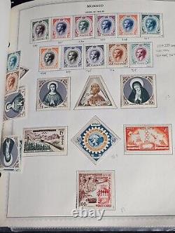 Collection de timbres neufs principalement de Monaco dans un album Minkus