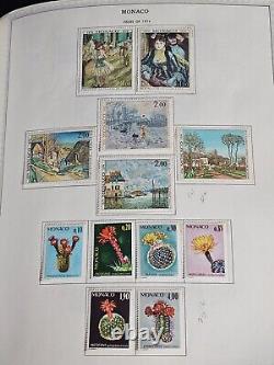 Collection de timbres neufs principalement de Monaco dans un album Minkus