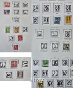 Collection de timbres-poste américains dans l'album de timbres vintage Le Capitole des États-Unis