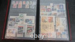 Collection de timbres russes dans un grand album de stock