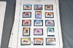 Collection de timbres tous neufs de Saint-Marin 1899-1976 de 399 sur pages d'album