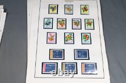 Collection de timbres tous neufs de Saint-Marin 1899-1976 de 399 sur pages d'album