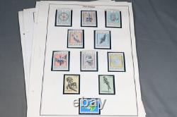Collection de timbres tous neufs de Saint-Marin 1899-1976 de 399 sur pages d'album
