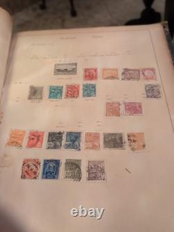 Collection de timbres vintage Plus du monde entier des années 1800 dans un album Schwanberg Briefmarken
